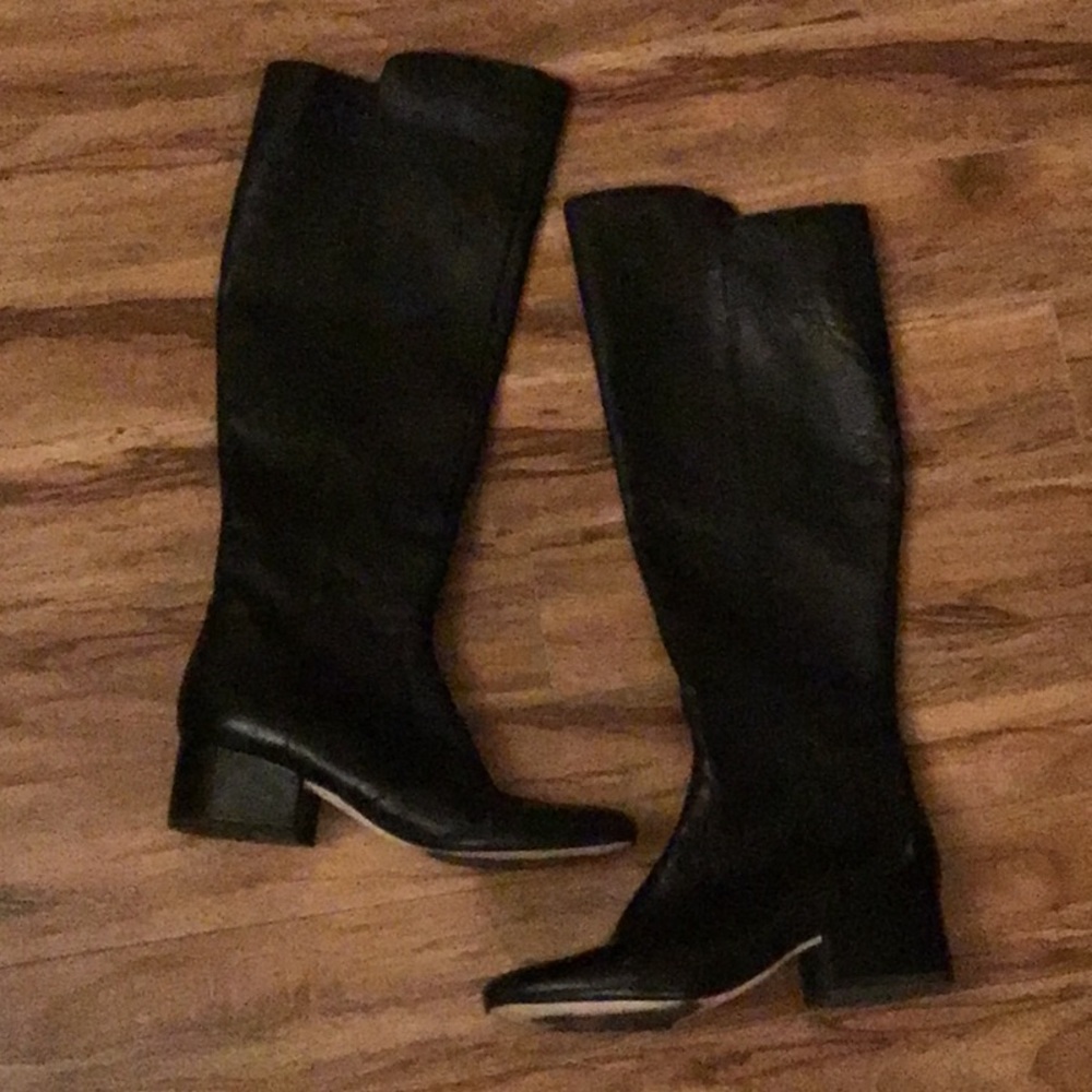 Marc Fisher women’s black leather boots size 8M
